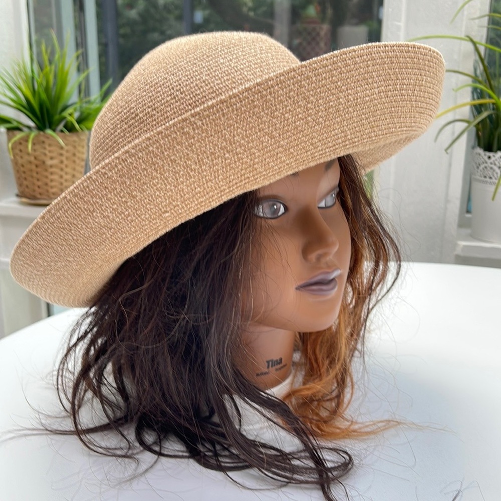 Callanan Paper Hat - Picture 4 of 13